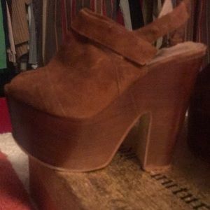 5 inch Wedges Shoes. Worn only once.